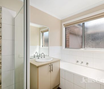 24 Tallis Grove, Doreen, Vic 3754 - Photo 4