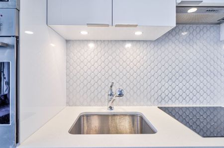 For Lease - 11 Wellesley Street Unit# 5201, Toronto, Ontario - Photo 5