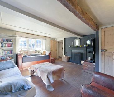4 bedroom detached house to rent - Photo 3