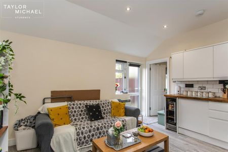 1 bedroom detached house to rent - Photo 3