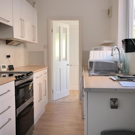 3 bedroom terraced house to rent - Photo 1