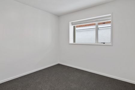 Spacious 2 Bedroom 2 Bathroom apartment - Photo 5