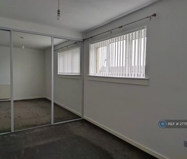 2 bedroom semi-detached house to rent - Photo 4