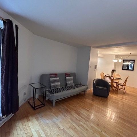 1390 Rue Hyman, #01 - Photo 1