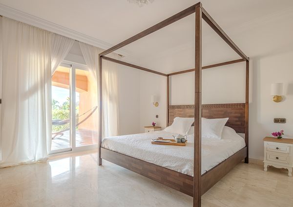 Dream apartment in best address of Marbella