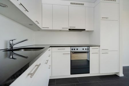 4 Zimmer, 97 m², 3. Stock - Photo 2