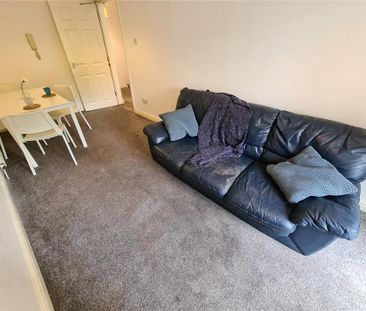 6 bedroom house to rent - Photo 3