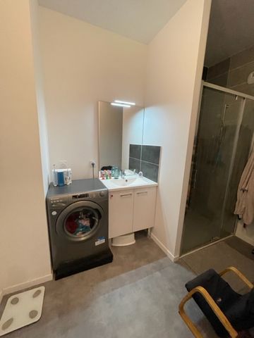 Location Appartement 3 pièces 64m² - Photo 4