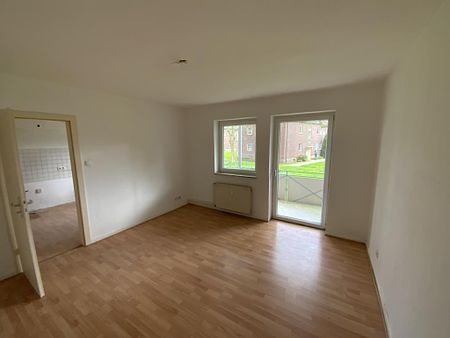 Wir renovieren: tolle 2 Zimmer-Wohnung im Erdgeschoss mit Balkon in Wetter Altwetter! - Foto 3