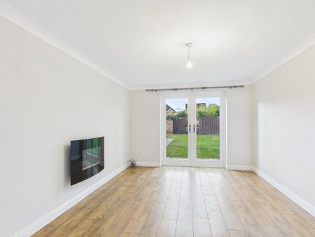 3 bedroom detached house to rent - Photo 5