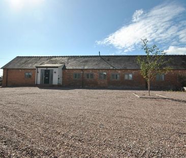 3 bedroom barn conversion to rent - Photo 3