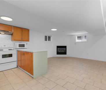 #Unit 1 - 29 Parkdale Crescent, Barrie, Ontario - Photo 5
