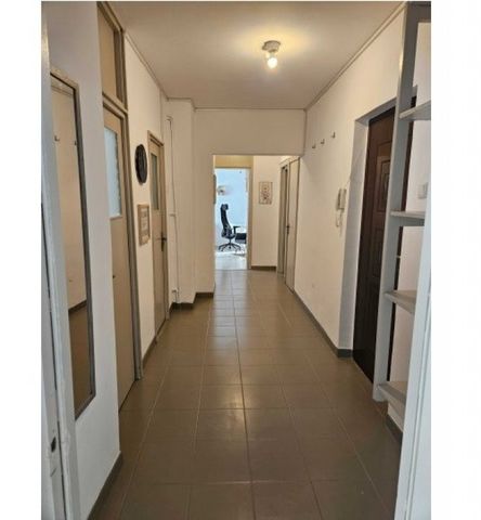 Apartament 3 camere Decebal - Photo 2