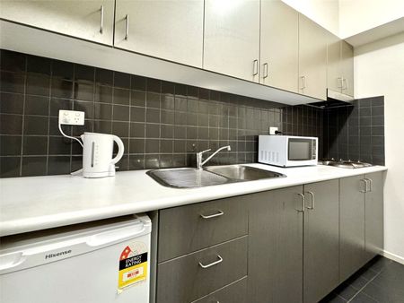 806/39 Lonsdale Street - Photo 3