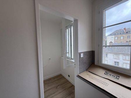 Location Appartement 3 pièces 53m² NANTES 44000 - Photo 2