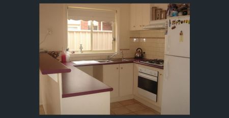 Perfect Location. - Photo 4