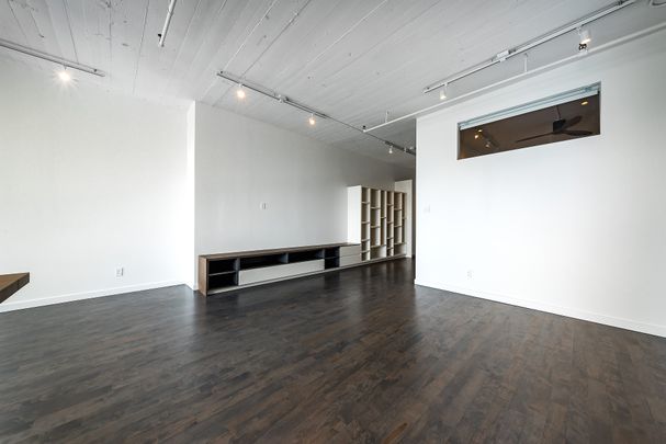 4060 Boul. St-Laurent #603, Montréal (Le Plateau-Mont-Royal), H2W1Y0 - Photo 1