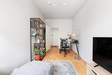 1 Bed Flat, High Street, N8 - Photo 2