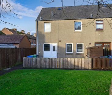 2 bedroom terraced house to rent - Photo 4