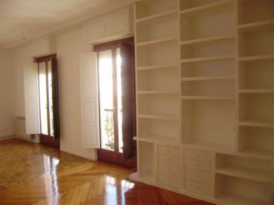 Piso de alquiler en Calle de Antonio Acuña, 25, Ibiza de Madrid - Foto 1