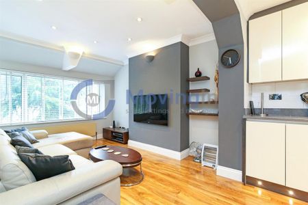 2 bedroom maisonette to rent - Photo 3