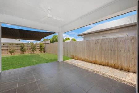 Modern, Stylish & Low-Maintenance Living in Bohle Plains - Photo 2