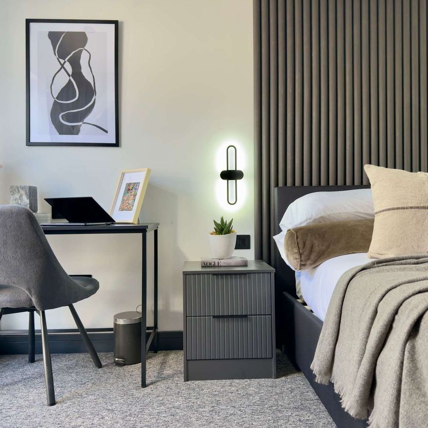 Brand-New All-Ensuite Urban Luxury House-Share - Photo 1