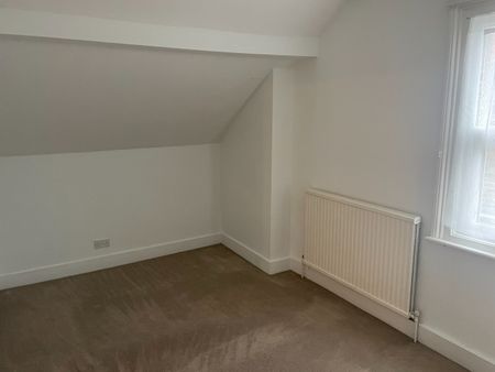 1 Bed Flat, Oakfield Road, CR0 - Photo 2