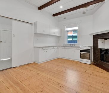 FULLY RENOVATED City Fringe 2 BEDROOM HOME + Study - Photo 5