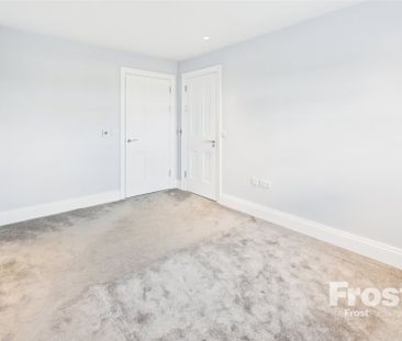Slough Road, Datchet, Slough,SL3 - Photo 2