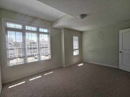 For Lease - 425 Beechwood Forest Lane, Gravenhurst, Ontario - Photo 4