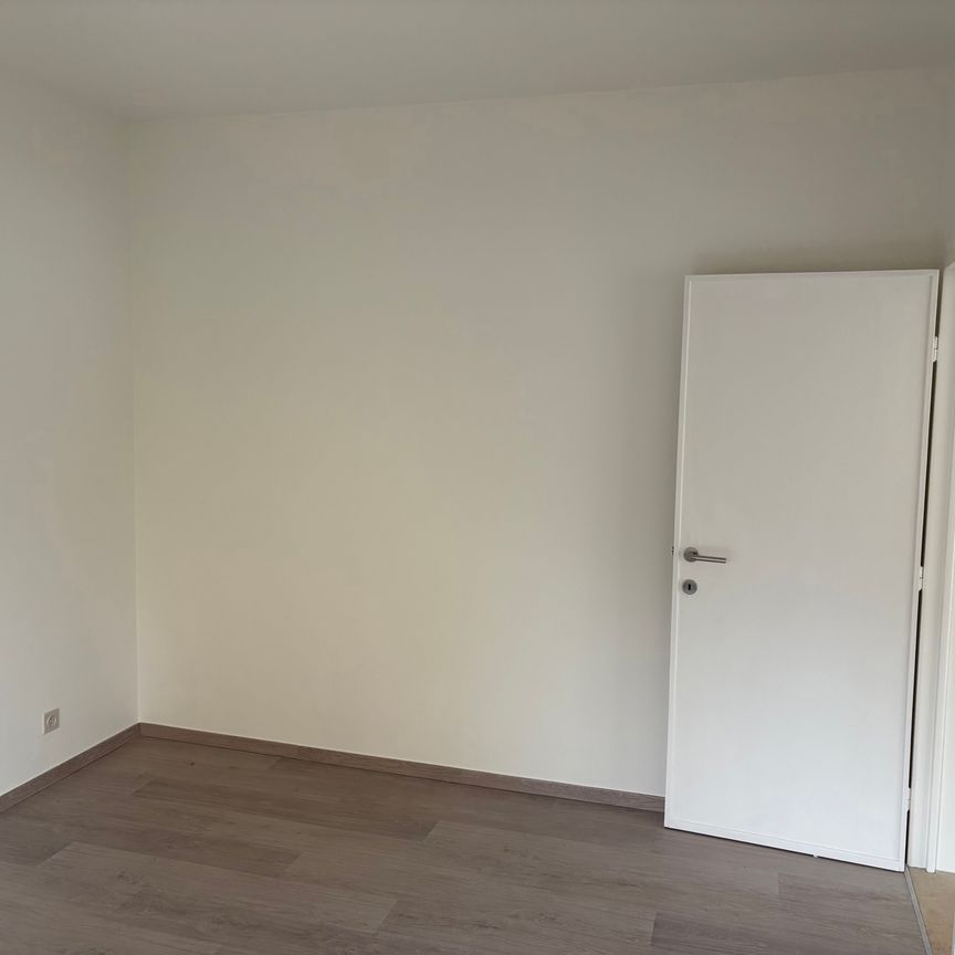 Appartement te huur - Photo 1