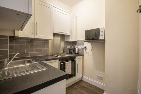 0425L - Buccleuch Street, Edinburgh, EH8 9LS - Photo 3