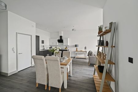 Guild House - Photo 2