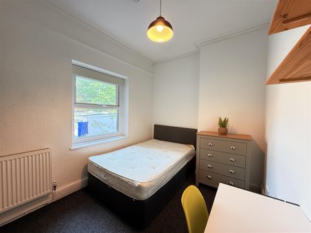 54 Holyhead Road - Photo 5
