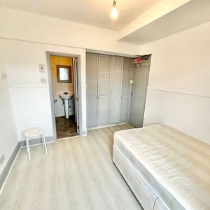 Studio Flat, Grays Inn Road, WC1X - Photo 2