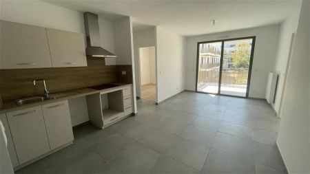 Location appartement 3 pièces - 57m² à Sainte-foy-lès-lyon (69110) - Photo 4