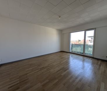 Location Appartement 3 pièces 63m² MULHOUSE 68200 - Photo 2