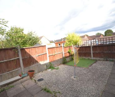 2 bedroom semi-detached bungalow to rent - Photo 6