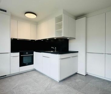 Totalsanierte 2.5-Zimmer-Wohnung mit Hobbyraum, Balkon, Estrich, Ke... - Photo 4