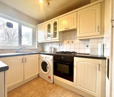 2 bedroom maisonette to rent - Photo 6