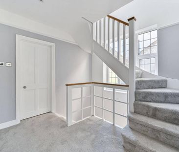 4 bedroom semi-detached house to rent - Photo 3