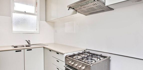 Great Value Studio! - Photo 2