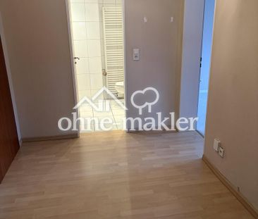 Schöne gepflegte helle Wohnung im 3 Obergeschoss - Photo 4