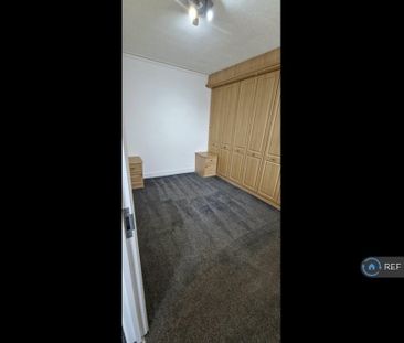 4 bedroom terraced house to rent - Photo 3
