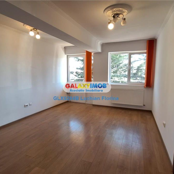 Apartament 3 camere 80 mp | Parcare - Curte | M. Aparatorii Patriei | - Photo 1