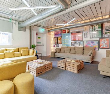 Studio Fourth Floor - Photo 1