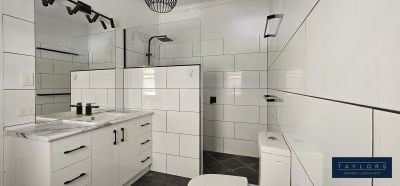 Modern 3-Bedroom Home with Stunning Views and Luxurious Finishes - Photo 4