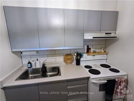 For Lease - 250 Brittany Drive, Orleans - Cumberland and Area, Ontario - Photo 5