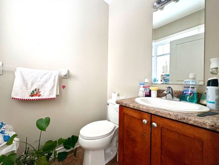 For Lease - 26 Torbec Avenue, Kanata, Ontario - Photo 3